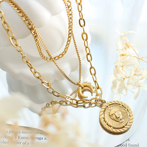 Collier en acier titane personnalisé avec pendentif tête de Lion, pièce de lune, ras du cou, chaîne en or à 3 couches, <span class=keywords><strong>2022</strong></span> - Product Image 1