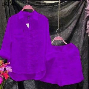 Ensemble deux pièces pour femmes, chemise à manches longues en coton et lin de couleur unie, avec short court, pour l'été - Product Image 5