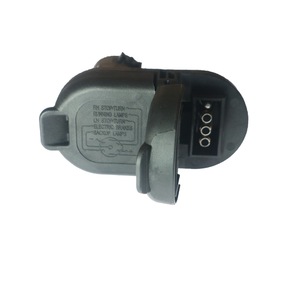 Conector de Remolque de 4 Pines y 7 Pines 9U5Z-14489-MAA UAC7047 Negro para Reemplazo y Reparación - Product Image 3