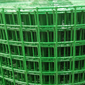 Malla de Alambre Soldada Recubierta de PVC Directo de Fábrica, Rollo de Malla de Alambre de Hierro Galvanizado para Jaulas de Aves de Corral, Jardines y Cercas - Product Image 5
