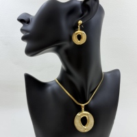 Parure de bijoux 2 pièces pour femme en acier inoxydable couleur or de luxe, collier chaîne serpent et boucles d'oreilles pendantes, bijoux tendance