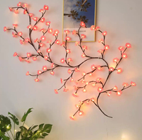Guirlandes lumineuses LED pliables avec formes de papillon, de fleur et de feuille - Lumières d'ambiance romantiques pour la décoration murale intérieure