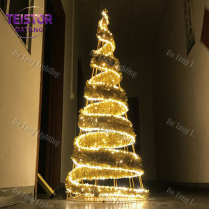 Lumière LED spirale à cadre ouvert motif sapin de Noël pour les paysages modernes des rues, des places publiques, des parcs et des espaces commerciaux festifs - Product Image 4
