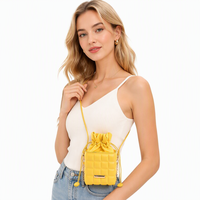 Sac à main mini de luxe 2025 pour femme, sac seau tendance avec chaîne, origine Chine, décoration perles, fermeture ouverte, cuir véritable, RFID