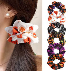 JINBEI Elastici per Capelli da Donna in Raso di Seta per Halloween, con Motivi Autunnali: Zucca, Teschio, Fantasma, Pipistrello, Ragnatela, 10cm - Product Image 4