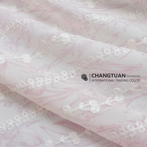 Tissu brodé ajouré en gros, Tissu <span class=keywords><strong>Toile</strong></span> <span class=keywords><strong>de</strong></span> <span class=keywords><strong>Jouy</strong></span>, Tissu polyester brodé floral vintage pour robe - Product Image 4