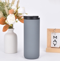 Tasse à café sous vide en acier inoxydable à double paroi personnalisée gobelet à café avec couvercle anti-fuite bouteille d'eau isolée personnalisée