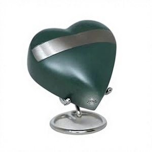 Urna Funeraria en Forma de Corazón en Verde Oscuro con Banda Plateada y Soporte Metálico, Urna para Cenizas de Adultos, Recuerdo Clásico - Product Image 1