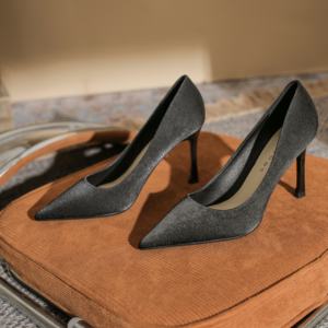 Chaussures de cocktail à talons hauts pour femmes, mode estivale. Petite pointe pointue. Design compact. Talons extrêmement hauts et fins. - Product Image 5