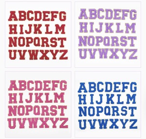 Em Estoque: <span class=keywords><strong>Patches</strong></span> de Letras <span class=keywords><strong>Chenille</strong></span> Autoadesivos |   <span class=keywords><strong>Patches</strong></span> de Letras em Glitter Dourado para Bolsas e Moletons - Product Image 2