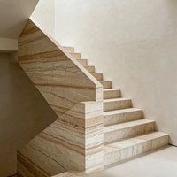 Marches d'escalier en travertin naturel découpées sur mesure pour projets de villas et design d'intérieur de luxe, à prix abordable