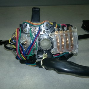 Interruptor Combinado Daihatsu 84310-87335-000 12v, Interruptor de Cambio para Reparación o Reemplazo - Product Image 5