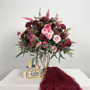Modernas bolas de flores artificiales de 60 cm en color rojo burdeos para decoración de mesas en bodas y cumpleaños. - Product Image 1