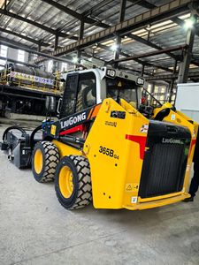 Vente Flash : Chargeuse compacte radiale à levage rapide de 3 tonnes, haute performance et fiable, fournie directement par l'usine - Product Image 4
