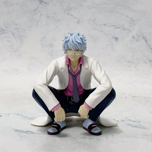 Figura de PVC de 12 cm de Sakata Gintoki en Posición de Cuclillas, Venta al por Mayor Figura Divertida de Ginpachi-Sensei de la Clase 3-Z - Product Image 1