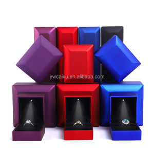 Stock Custom Luxury Jewelry Display Gift Packing Box Ring Box Plastic white led light jewelry box gift with custom logo