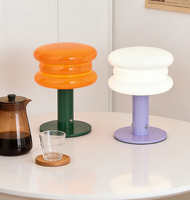 Lampe de table Hamburg avec accents en verre, lampe de table rechargeable pour la chambre à coucher, avec une esthétique moderne, décoration de chevet