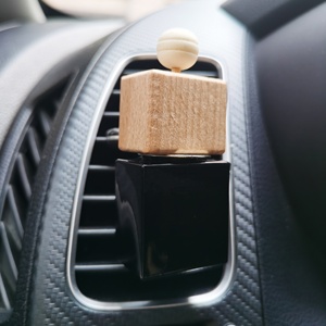 Bottiglia di Profumo in Vetro da 8ml con Tappo e Bastoncino in Legno Naturale, Diffusore per Auto, Bottiglia Nera per Bocchette di Ventilazione - Product Image 5