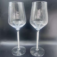 Deux ensembles de verres à vin rouge en cristal européen Grand verre transparent avec poignée en diamant