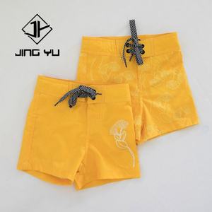 Traje de Baño Profesional para Niños, Estampado Bohemio, Texturizado, de Alta Calidad, Poliéster Reciclado, Shorts para Niño - Product Image 2