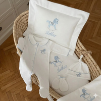 Ensemble cadeau personnalisé pour bébé garçon, tenue de rentrée à la maison pour nouveau-né avec broderie de cheval, combinaison en coton blanc avec nom personnalisé, chapeau, ensemble de vêtements pour bébé