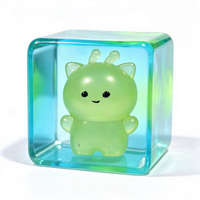 Vente en gros de jouets anti-stress en TPR qui brillent dans le noir, en forme de cube de glace monstre, avec logo personnalisé pour enfants et adultes