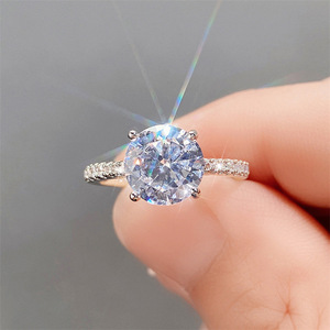 Anello da Donna con Zirconi Incastonati a Quattro Punte, Elegante Gioiello per Matrimonio, Fidanzamento, Uso Quotidiano, Regalo - Product Image 6
