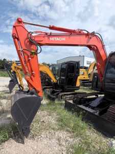 Offre Spéciale : Mini-Excavatrice Hitachi Zaxis70 d'Occasion, Bien Entretenue, Excavatrice sur Chenilles Fiable pour le Marché Mondial. - Product Image 3