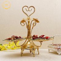 Plateau à chocolat vintage très vendu, style arabe, plateau à fruits secs doré avec 3 assiettes en verre pour la décoration du Ramadan