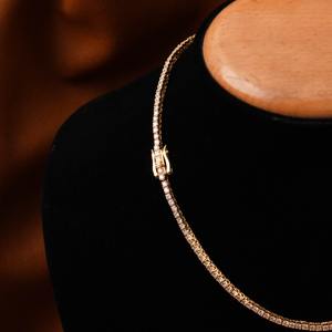 Collier en or 14KT avec diamants ronds cultivés en laboratoire Bijoux de corps de style classique exclusifs pour fiançailles ou anniversaire - Product Image 3