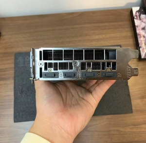 การ์ดจอเดสก์ท็อป Single Blower Turbo GTX 1080 Ti 11GB GDDR5X ระบายความร้อนด้วยเซิร์ฟเวอร์ สำหรับเล่นเกม 4K การเรนเดอร์ และการประมวลผล AI - Product Image 3