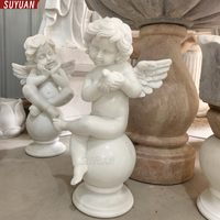 Statues de chérubins en marbre blanc naturel personnalisées, sculptures d'anges européennes pour la décoration de villas et d'hôtels, avec différentes poses, polies à la main