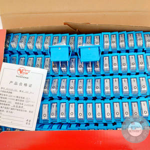 Marmite électrique multifonctionnelle haute puissance 3500W avec interrupteur à bascule bleu, interrupteur simple à trois broches et voyant lumineux - Product Image 4