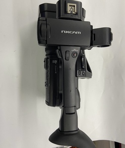 Caméscope NXCAM <span class=keywords><strong>Full</strong></span> <span class=keywords><strong>HD</strong></span> <span class=keywords><strong>Sony</strong></span> HXR-NX100 en gros - Product Image 1