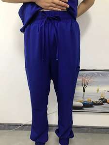 72% polyester, 20% rayonne, 8% Spandex 4 côtés extensible uniforme de gommage d'hôpital pour les femmes moderne gommage haut survêtement écologique - Product Image 6