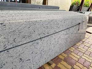 Plan de travail et revêtement de sol en granit blanc français poli, design moderne, grande dalle, 100% naturel, personnalisable par OEM - Product Image 4