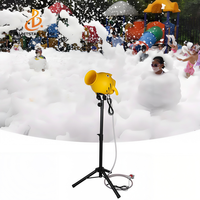 Machine à mousse électrique personnalisable 1000W à commande manuelle AC 110V-240V pour fêtes en extérieur, parcs, piscines, pulvérisation de glace sèche