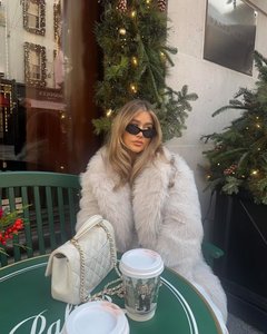 Cappotto <span class=keywords><strong>Invernale</strong></span> Lungo da Donna in Pelliccia Sintetica di Volpe, Giacca Morbida in Stile Comodo e Rilassato, Capospalla Caldo e Spesso, Casual, Fashion, di Lusso ed Elegante - Product Image 5