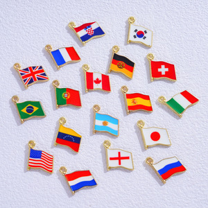 Breloques en émail drapeaux nationaux <span class=keywords><strong>de</strong></span> divers pays, accessoires <span class=keywords><strong>de</strong></span> fabrication <span class=keywords><strong>de</strong></span> bijoux DIY pour colliers et boucles d'oreilles 16*14mm - Product Image 4