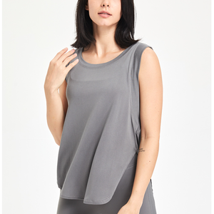 Chaleco deportivo sin mangas para mujer, con abertura lateral y bajo curvo, ligero, transpirable, para yoga y entrenamiento atlético, venta al por mayor - Product Image 4