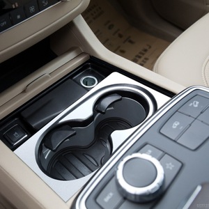 แผงตกแต่งที่วางแก้วคอนโซลกลางสำหรับ Mercedes-Benz GLE GLS ทำจากอลูมิเนียมอัลลอยด์ - Product Image 4