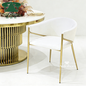 Silla de Comedor Moderna de Terciopelo Crema con Patas Doradas para Uso Comercial en Hoteles, Restaurantes y Espacios de Vivienda - Product Image 2