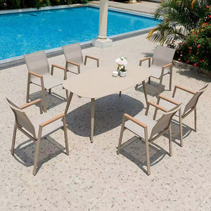 Set da Pranzo da Giardino per 8 Persone Resistente alle Intemperie, Tavolo in Legno Plastico e Sedie con Braccioli, <span class=keywords><strong>Dimensioni</strong></span> Personalizzabili, Vendita all'Ingrosso - Product Image 3