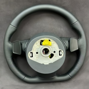 Volante de Cuero para <span class=keywords><strong>Audi</strong></span> A3 A4 A5 A6 C7 TT RS3 RS5 RS6 RS7 B9 B8 R8 S3 S4 S5 Q3 Q5 Q7 A7 S7, en Stock, Venta Caliente - Product Image 6
