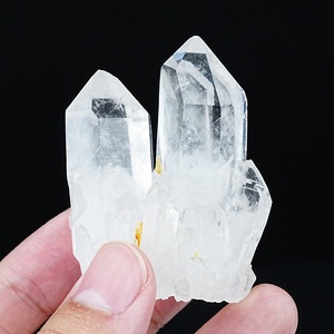 Bán Buôn Tinh Thể Màu Trắng Tự Nhiên Cụm Dứa Khoáng Sản Mẫu Hot Bán Cross-Biên Giới Nguyên Liệu Đá Xương sống Thủ Công Nhà Máy - Product Image 3