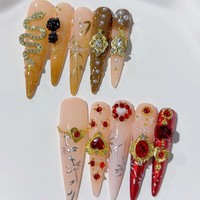Tacana 10 pièces Faux ongles à presser faits main, longs, motif cœur, serpent doré, cristal, French, estampage 3D doré, couverture complète