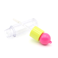 Nouvel arrivage de charmant tube de brillant à lèvres vide clé en main conteneur d'huile à lèvres bouteille de brillant à lèvres pour enfants maquillage avec marque privée