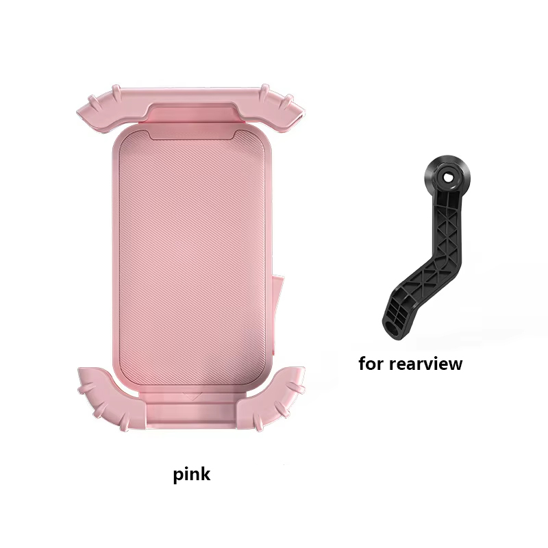 Modello con specchietto retrovisore rosa