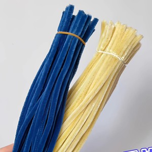 ไม้ทำความสะอาดท่อ DIY สีสันสดใส 100 ชิ้น แบบหนา 8 มม. แบบกำมะหยี่หนา 9 มม. ยี่ห้อ Liapu En Sticks สี<span class=keywords><strong>แดง</strong></span>สด แบบยืดหยุ่น - Product Image 1