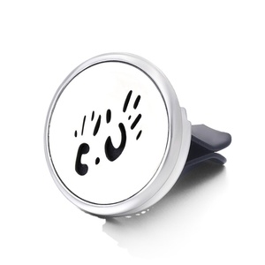 Diffuseur de parfum pour voiture 30MM en acier inoxydable avec clip de ventilation - Product Image 1